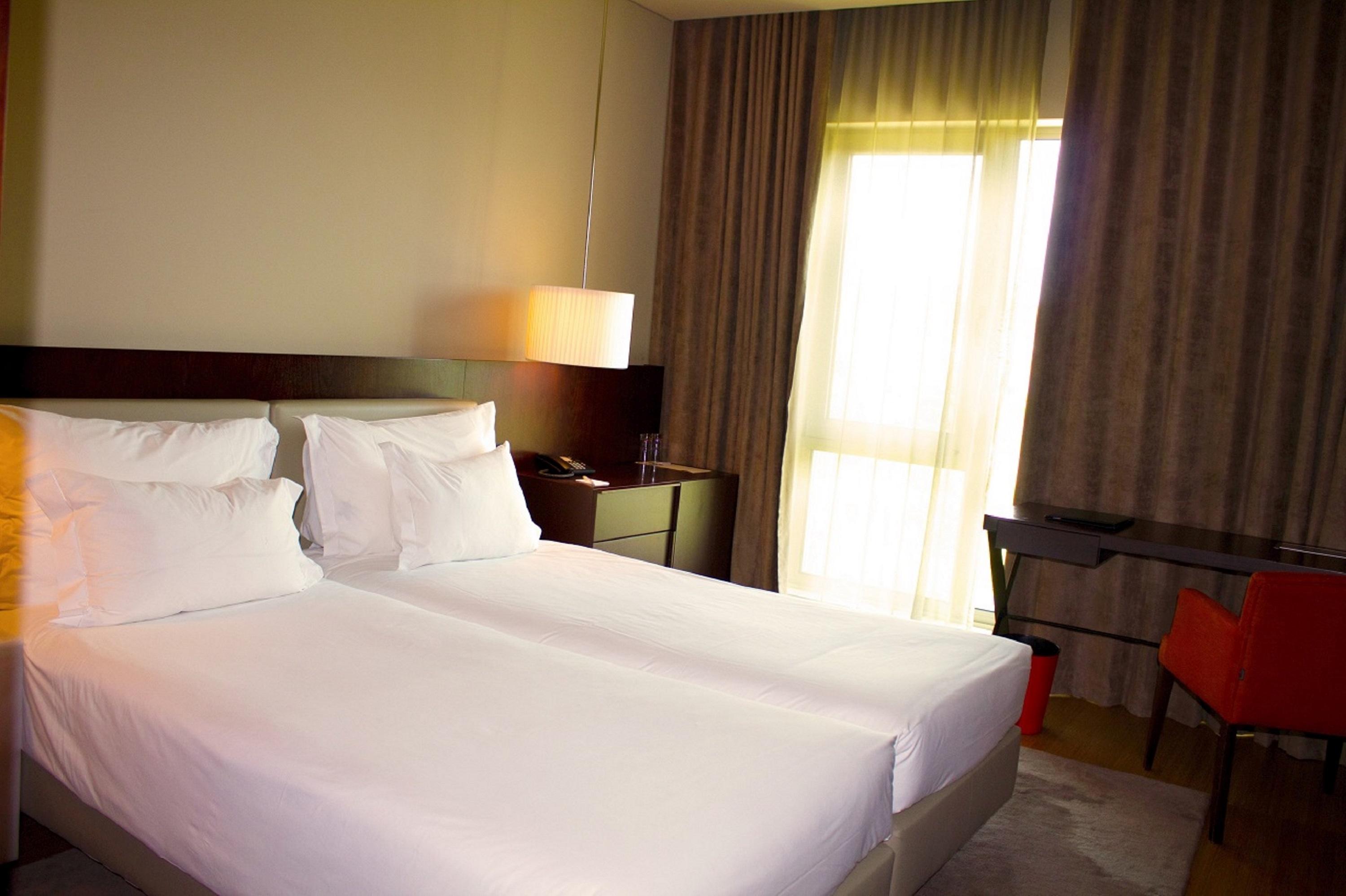 Golden Tulip Sao Joao Da Madeira Hotel Luaran gambar